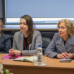 Дырэктар Дэпартамента па архівах і справаводстве Алег Воінаў азнаёміўся з арганізацыяй работы НАРБ