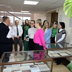Гістарычныя асновы і сучасныя сэнсы святкавання Дня Кастрычніцкай рэвалюцыі