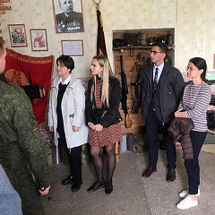Сёння Мінюст пабываў у музеі рэдкай стралковай зброі