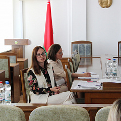 Аб тонкасцях нарматворчага працэсу ў Міністэрстве юстыцыі расказалі прадстаўнікам МНС