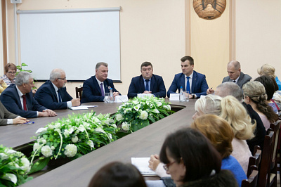 Міністр юстыцыі сустрэўся з выкладчыкамі і студэнтамі Магілёўскага дзяржаўнага ўніверсітэта харчавання
