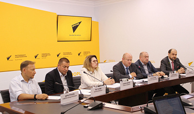 Адкрыты дыялог: грамадскае абмеркаванне па пытаннях дзейнасці палітычных партый і грамадскіх аб'яднанняў
