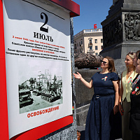 Накануне Дня Независимости представители Министерства юстиции возложили цветы и венок к монументу Победы