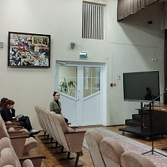 Намеснік Міністра юстыцыі Сяргей Каліноўскі сустрэўся з навучэнцамі сталічнай гімназіі № 29