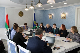 Работа по совершенствованию порядка осуществления административных процедур, осуществляемых в отношении граждан