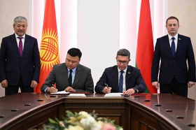 В Минске подписаны Соглашение о сотрудничестве между министерствами юстиции Беларуси и Кыргызстана и Программа сотрудничества на 2025- 2026 годы