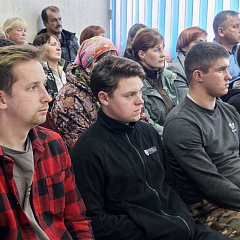  Евгений Коваленко: крепкая семья – основа национальной безопасности