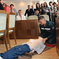 Занятия с представителями МЧС