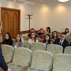 Клішэвіч Сяргей аб УНС, ваенна-палітычнай абстаноўцы і будучыні нашай краіны для моладзі Мінюста