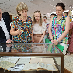 Каб памяталі. Фотадакументальная выстава «Уставай, краіна вялізная…»