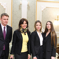 Экскурсия во Дворце Независимости