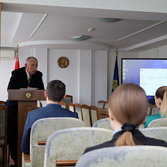 Гістарычныя асновы і сучасныя сэнсы святкавання Дня Кастрычніцкай рэвалюцыі