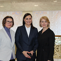 Экскурсия во Дворце Независимости