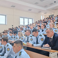 Павышэнне якасці кіраўніцкай дзейнасці і працы з грамадзянамі.