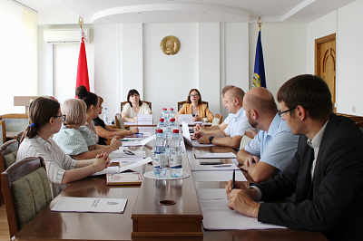 Міністэрствам юстыцыі праводзяцца навучальныя стажыроўкі ў сферы ведамаснай нарматворчасці