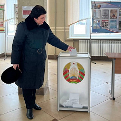 Сергей Хоменко принял участие в досрочном голосовании