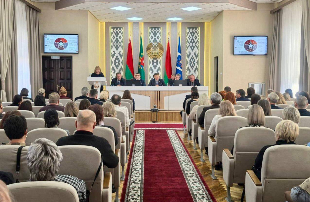 Министр юстиции Евгений Коваленко с рабочим визитом посетил Полоцкий район