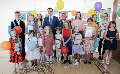 Міністэрства юстыцыі падвяло вынікі конкурсу дзіцячага малюнка «Права на дзяцінства»