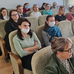 "Вывучаючы сямейную гісторыю: правядзенне генеалагічных даследаванняў па матэрыялах Нацыянальнага гістарычнага архіва" - тэма занятку для цэнтральнага апарата Мінюста