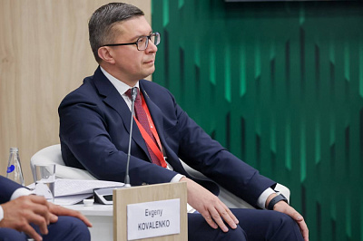 Евгений Коваленко принимает участие в XIII Петербургском международном юридическом форуме 