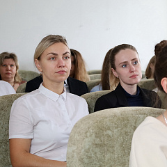 Гістарычныя асновы і сучасныя сэнсы святкавання Дня Кастрычніцкай рэвалюцыі