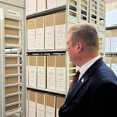 Ад адзіных цэнтраў дзяржпаслуг да бясплатнай прававой дапамогі ў рэгіёнах. Рабочы візіт Сяргея Хаменкі ў Оршу.