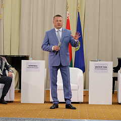 Спрасціць адмінпрацэдуры і павысіць якасць абслугоўвання насельніцтва. Рэспубліканскі семінар Міністэрства юстыцыі і НЦЭУ