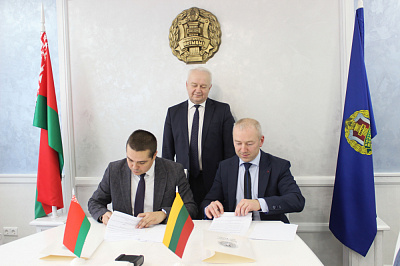 У Міністэрстве юстыцыі адбылася рабочая сустрэча беларускіх і літоўскіх архівістаў