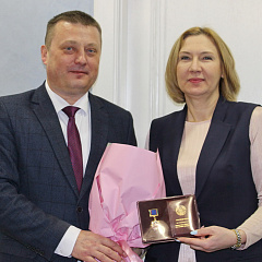Высокай узнагароды Міністэрства юстыцыі ўдастоена старшыня БНП Наталля Барысенка