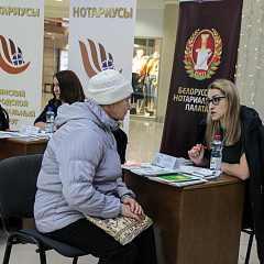 Даступна аб правах. Рэгіянальныя групы па прававой асвеце праводзяць сустрэчы ў працоўных калектывах