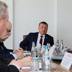 Перспектывы развіцця інфармацыйнай дзейнасці і IT-тэхналогій абмеркавалі ў Міністэрстве юстыцыі