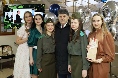 Свята атрымалася! У Міністэрстве юстыцыі павіншавалі мужчын з Днём абаронцаў Айчыны