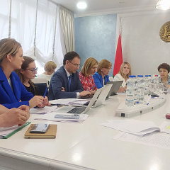 Колькасць дакументаў, якія прадстаўляюцца грамадзянамі для ажыццяўлення адмінпрацэдур, скароцяць. Зменяцца таксама і тэрміны іх ажыццяўлення