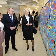 Дзяржаўныя сімвалы - найважнейшыя атрыбуты суверэнітэту і незалежнасці краіны