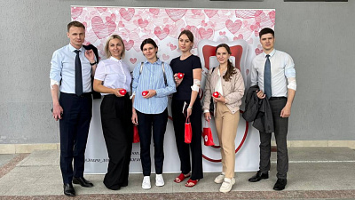"Здавайце кроў, здавайце плазму, дарыце людзям жыццё і рабіце гэта часцей". Сёння адзначаецца Сусветны Дзень донара крыві