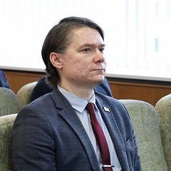 Помочь избежать идеологической и информационной дезориентации