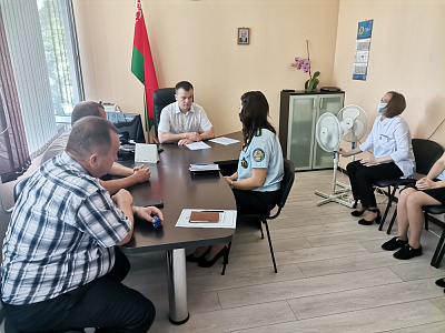 Міністр юстыцыі наведаў аддзел прымусовага выканання Чашніцкага раёна і натарыяльную кантору г. Новалукомля Віцебскай вобласці.