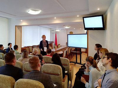 Новы парадак працы са зваротамі грамадзян вывучылі ў Міністэрстве юстыцыі